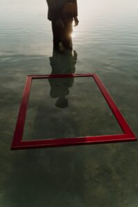 spirituelle Rückführung Spiegelbild im Wasser